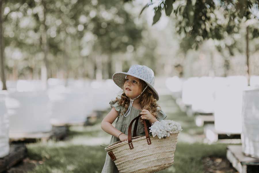 Heritage Broadbrim ponytail sun hat in savannah