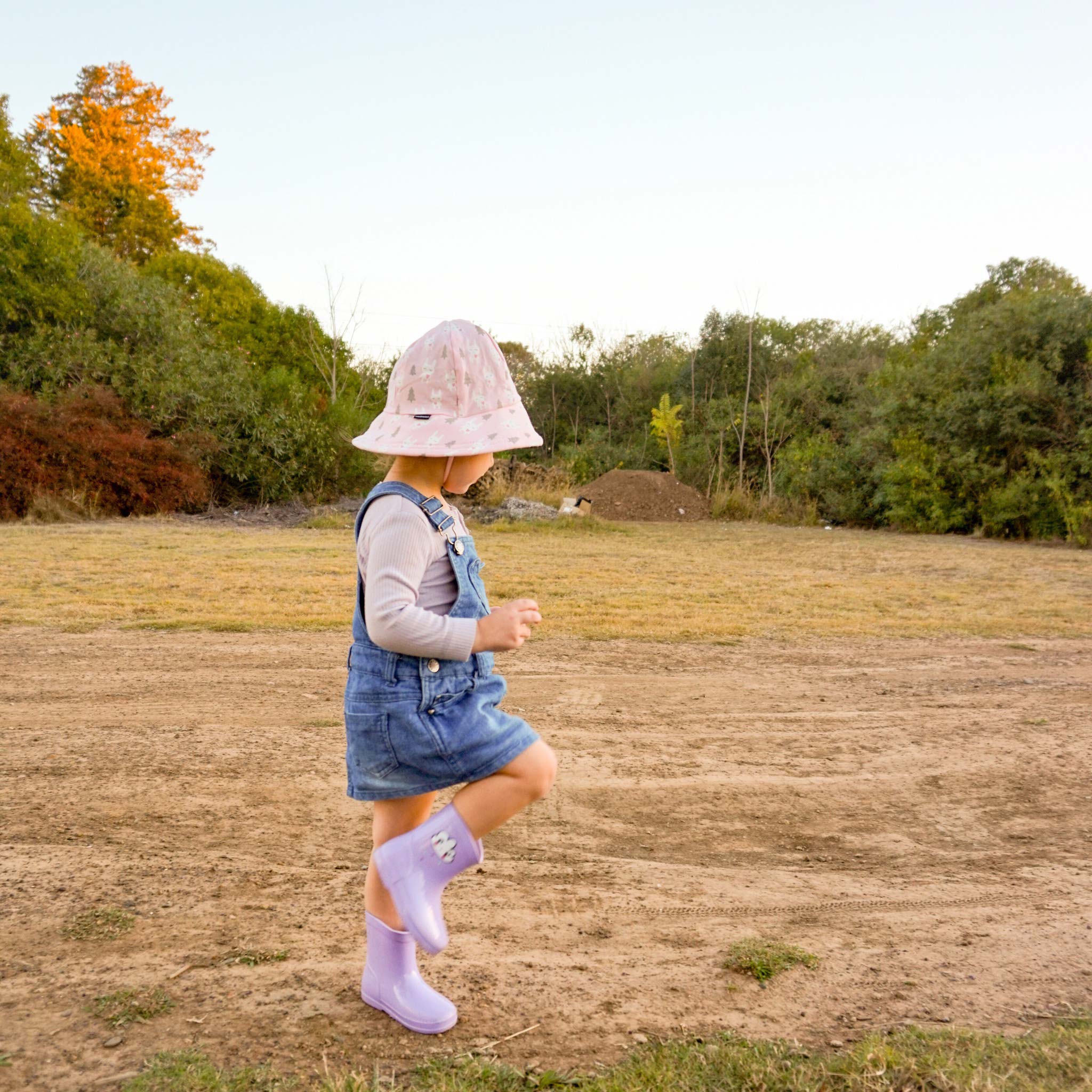 Toddler girl wearing Bedhead Baby Bucket 'Bunny' Print