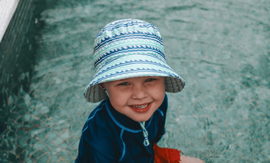 Swim Classic Bucket