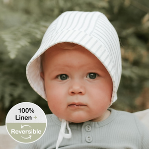  'Seeker' Reversible Sun Bonnet - Finley / Blanc - 0-3 mth / 38 - 42cm / XXS