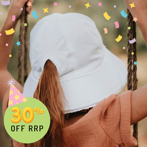 Ponytail Bucket Sun Hat - White Ruffle