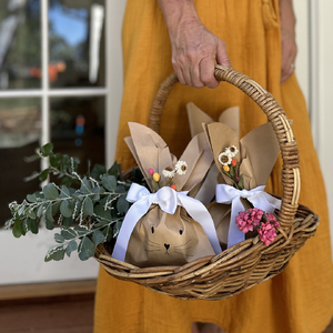 MAKE bunny gift bags